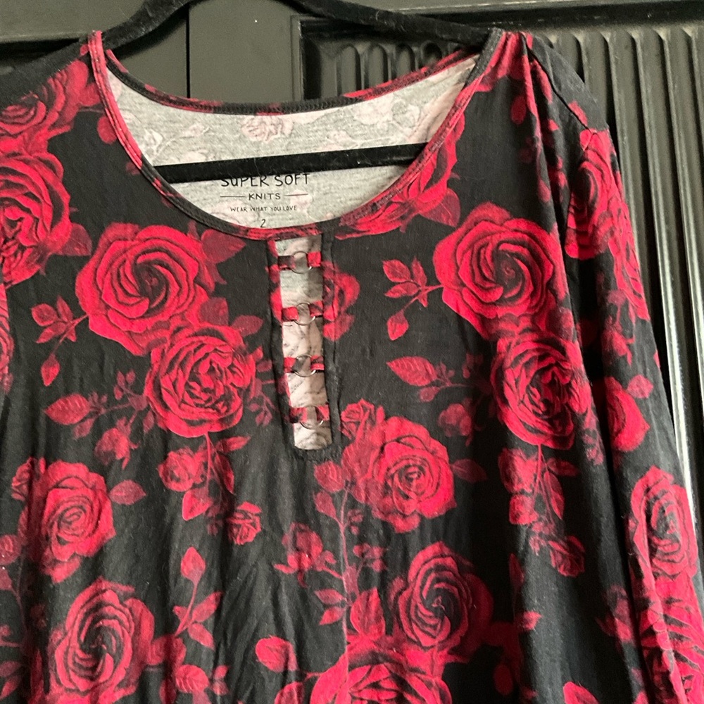 Torrid Black and Red Floral Tunic